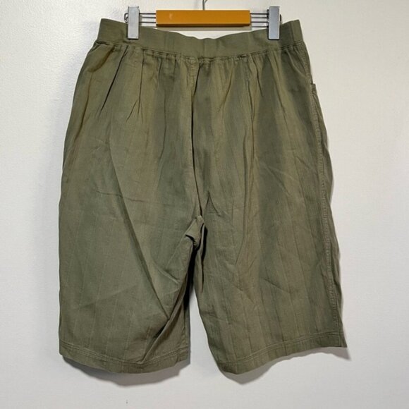 Cotton Ginny Olive Green Textured Elastic Waist Shorts Size Small - Picture 6 of 9